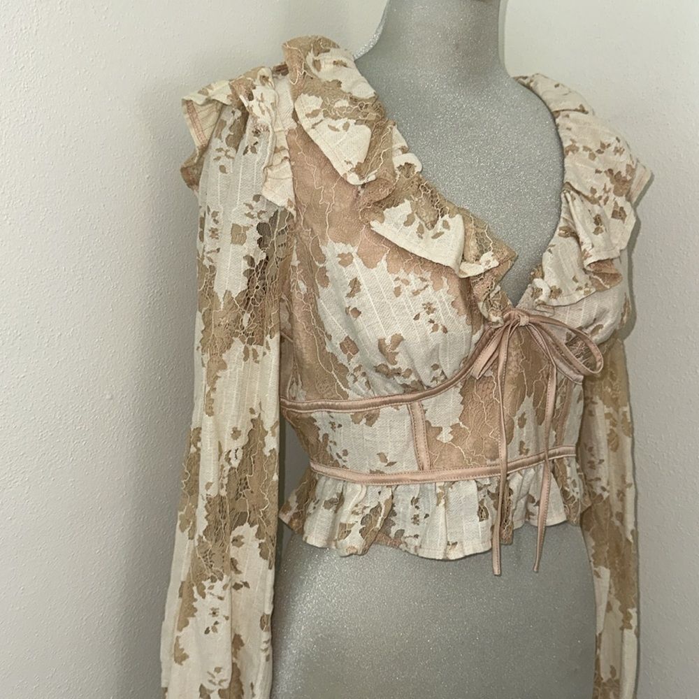 Lena tan ivory nude lace crop open back puff sleeve ruffle blouse large L